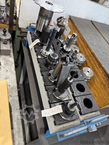 Centro di lavoro CNC HEDELIUS CB 70 - 3200