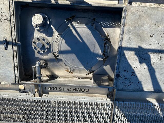 Conteneur-citerne Van Hool 20FT SWAP BODY / 30.600L / 3 comp (7.500L + 15...