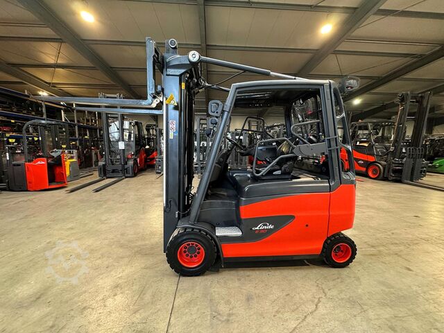 48/2022 Serwis + UVV 04/2027 10 778 mth Linde E30HL