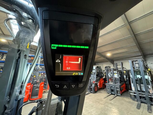48/2022 Serwis + UVV 04/2027 10 778 mth Linde E30HL