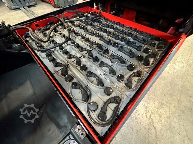 48/2022 Serwis + UVV 04/2027 10 778 mth Linde E30HL