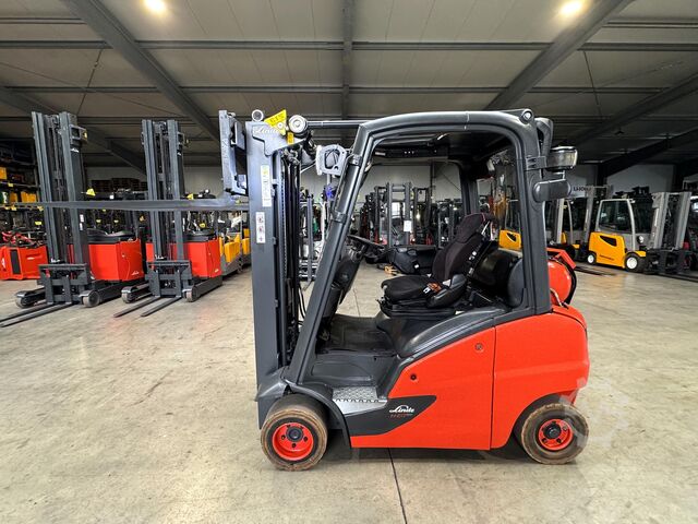 016 UVV 09/2027 6.836 heures Linde H20T