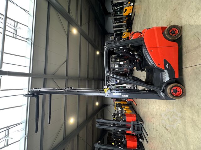016 UVV 09/2027 6.836 heures Linde H20T