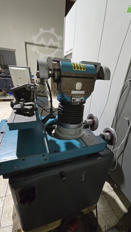 Surface grinder Szlifierka narzędziowa UMC CUGIR