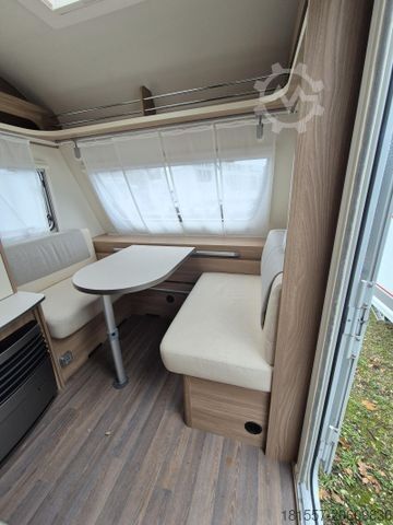 Caravan BÜRSTNER Premio Life 480 TL Markise, Fahrradträger