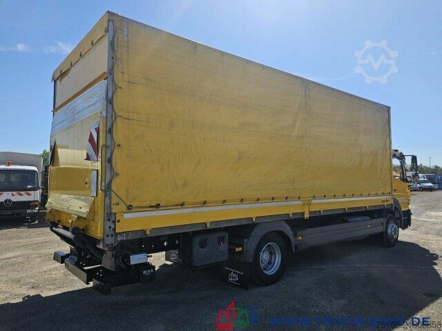 Plattewagen met zeil Mercedes-Benz Atego 1227 Plane Spriegel LBW BÄR 1.500 Kg + AHK