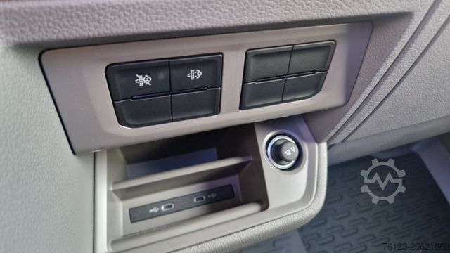 Minibus MAN MAN TGE 9 Sitzer Airlineboden Handicap Crafter