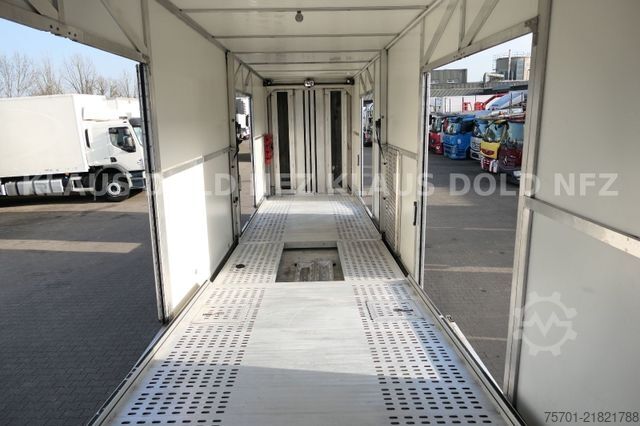 Semiremorcă transportoare de autoturisme  Moetefindt geschloss. Autotransporter