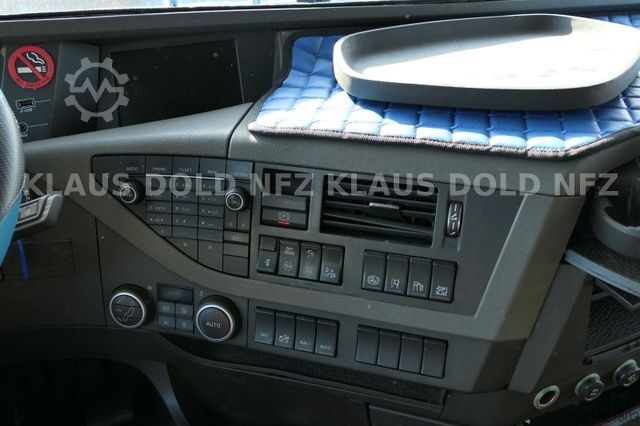 Autocamion cu caroserie interschimbabilă VOLVO FH 500 BDF Retarder Lift-/Lenkachse LBW Euro 6
