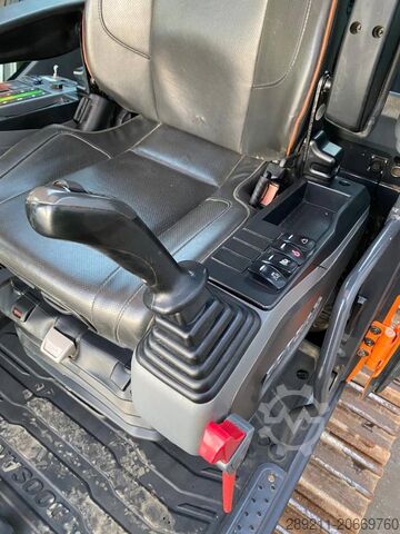 Escavadora de lagartas Doosan DX 300 LC-7