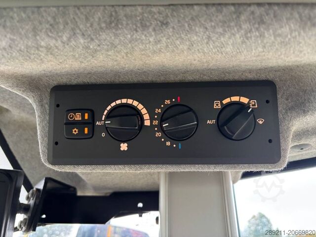 Chargeuse sur pneus Volvo L 90 H (On Transport)