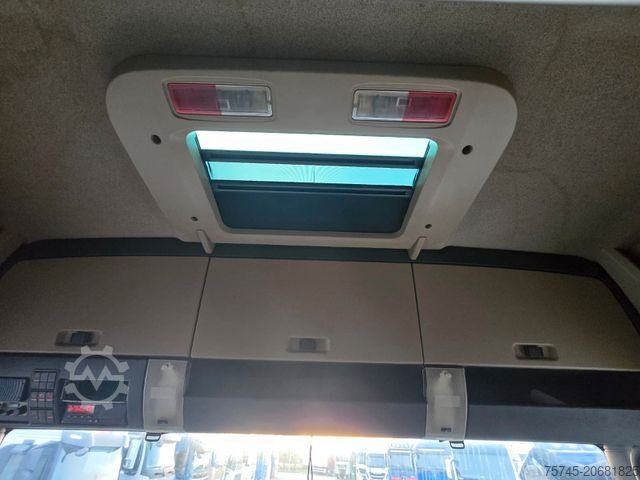 Standard nyergesvontató MAN TGX 18.500 *2X VORHANDEN*ACC*2X TANK * RETARDER