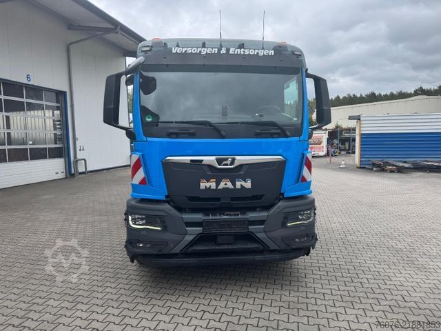 Vakuumtankbil MAN 26.330 BL 6x2/4 14cbm Saugwagen