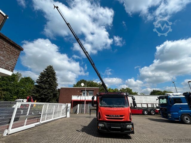 Kamyon üzerine monteli vinç IVECO 120E25 Eurocargo Pritsche +HIAB XS 088 Kran