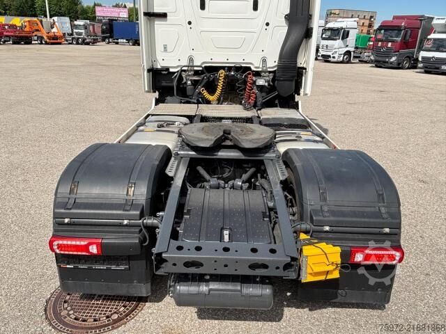 Cap tractor standard  Actros 1848 LS