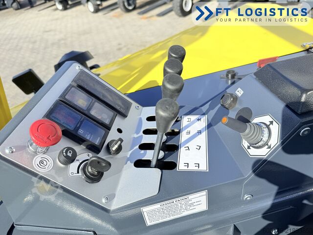 Chariot élévateur multidirectionnel Combilift CB4500 GAS TRIPLEX 6400 FORK POSITIONER