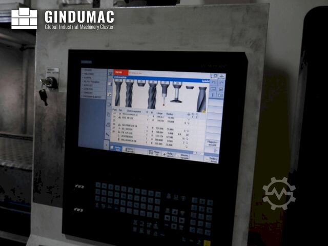 Lodrette bearbejdning center Akira Seiki Performa HV 8A