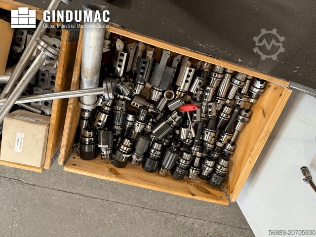 Vändkvarnscentrum Okuma Multus B300-W