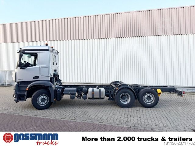 Abrollkipper Mercedes-Benz Arocs 2553 L 6x2, Lenk-/Liftachse, Navi,