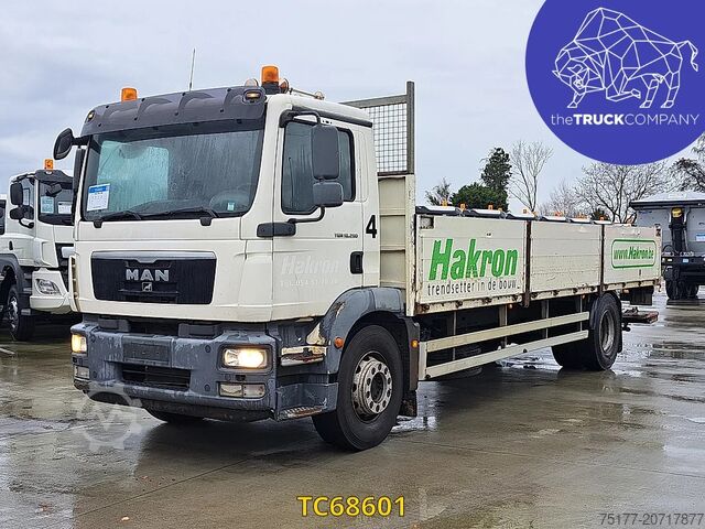 Plataforma de carga MAN TGM 290
