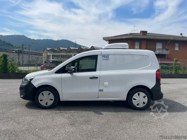 Soğutucu kasa panelvan Nissan Townstar