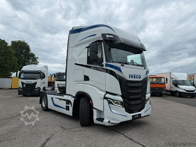 Τυπική μονάδα τράκτορα IVECO S-Way AS440S51T/FP Intarder ¤6D Schubbodenhydr.