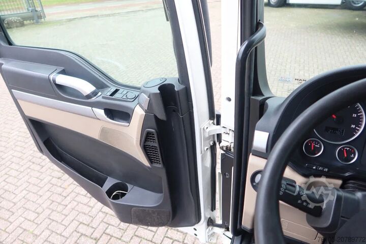 Car transporter MAN TGS 35.360 Oprijwagen + HIAB 228 E3 Kraan 8x2