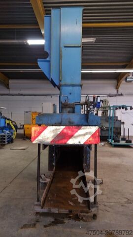 Bale press Paal Pacomat II