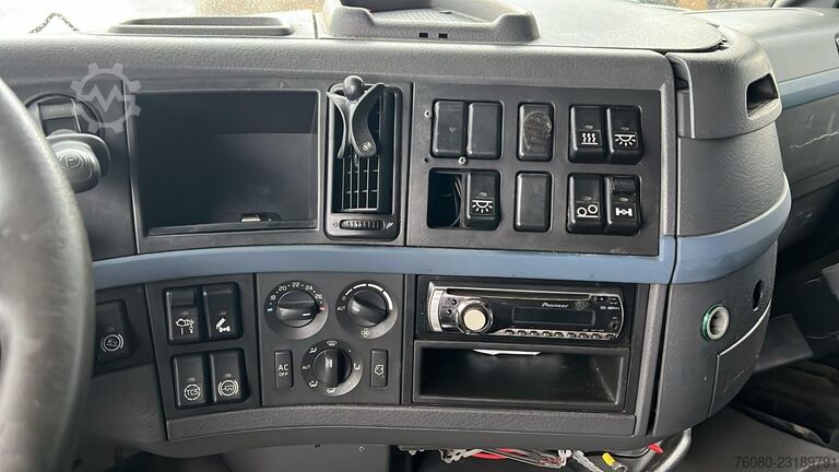 Volvo FH 440 (6X2 / GOOD CONDITION / EURO 5) EL25636 Volvo FH 440 (6X2 / GOOD CONDITION / EURO 5)