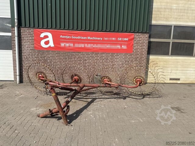 Hrábě na pokos 4 bords gedragen acrobaat - Gebruikt