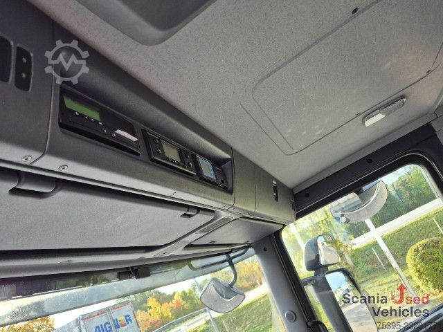 Koelwagen met geïsoleerde laadbak Scania P 280 Tiefkühlkoffer LBW Türen !