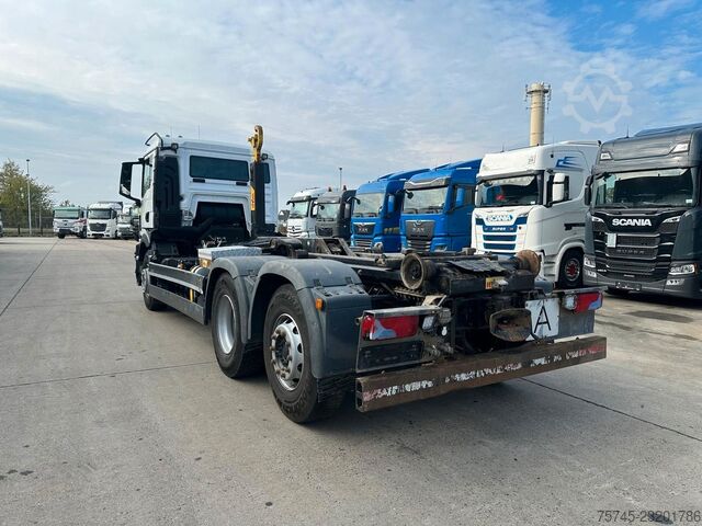 Autocamion cu cârlig pentru containere MAN TGS 26.470 * HYVA * ACC * LENK-LIFT * 6X2 * TÜV