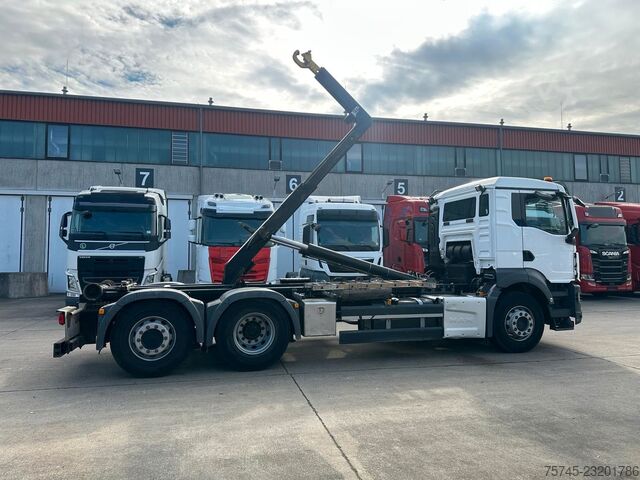 Autocamion cu cârlig pentru containere MAN TGS 26.470 * HYVA * ACC * LENK-LIFT * 6X2 * TÜV