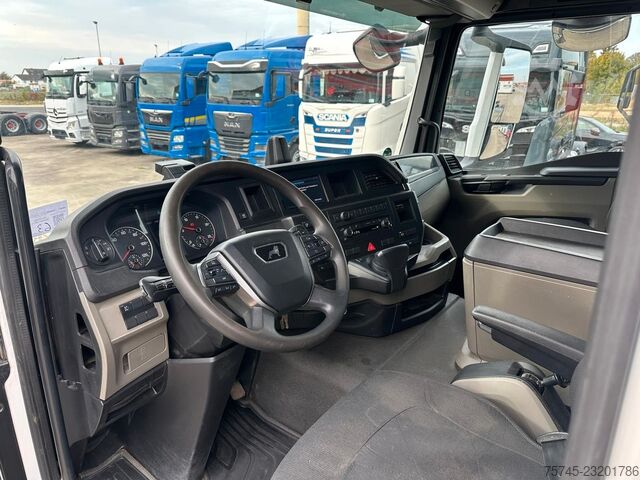 Autocamion cu cârlig pentru containere MAN TGS 26.470 * HYVA * ACC * LENK-LIFT * 6X2 * TÜV