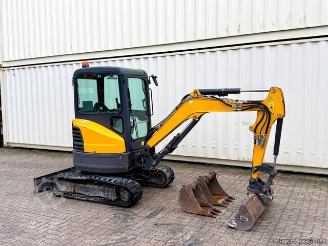 Mini-escavadora BOBCAT E26 / 2017 BJ / 3 x Löffel