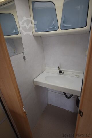 Caravana CARAVELAIR Antares 390 mit Vorzelt