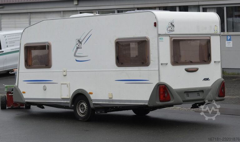 Caravana KNAUS Azur 450 mit Mover