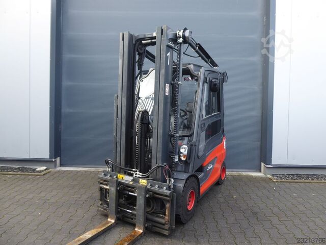 Stivuitor electric cu 4 roți Linde E25-01