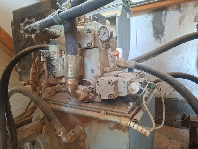 2x Brikettierpresse MALISZ RB440 mit Einfülltrichter Malisz RB440