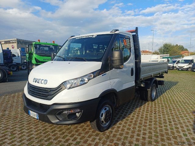 Dreiseitenkipper IVECO DAILY 35C18