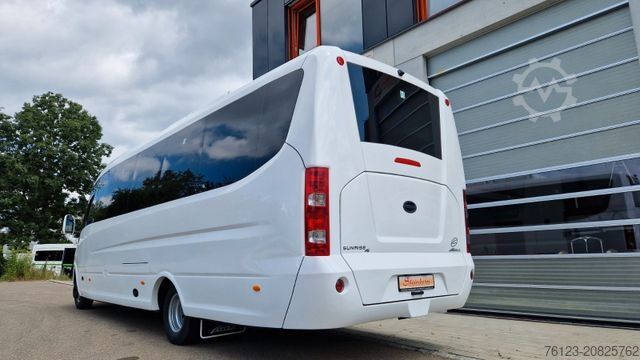 Minibus IVECO Daily 70 Vorlauffahrzeug Ferqui Sunrise 2,5 m B