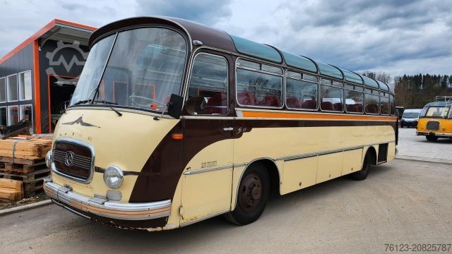 Autobus międzymiastowy SETRA Kässbohrer Setra S 11