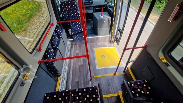 Minibus MERCEDES-BENZ 517 / 515 Frontniederflur mit  Ada Systeme