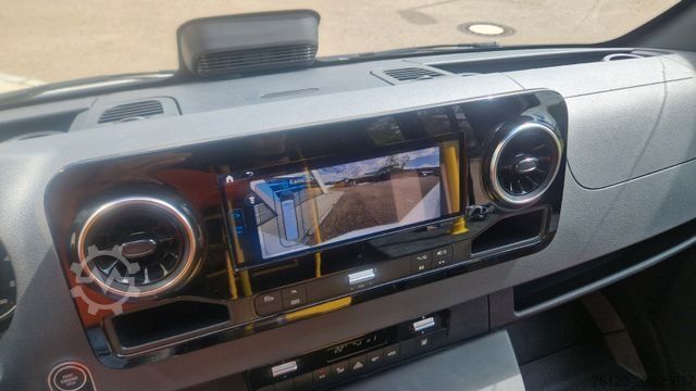 Minibus MERCEDES-BENZ 517 / 515 Frontniederflur mit Ada Systeme