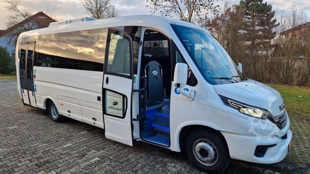 Autobus miejski IVECO Daily C 70 City Niederflur 34 PAX auch als CNG
