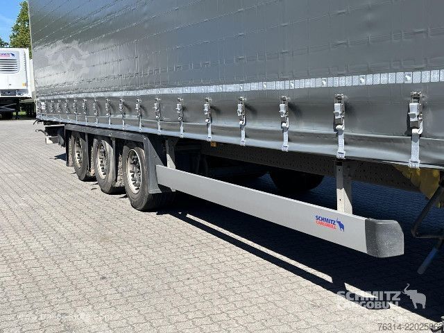 Åben sættevogn med presenning Schmitz Cargobull Curtainsider Mega Getränke