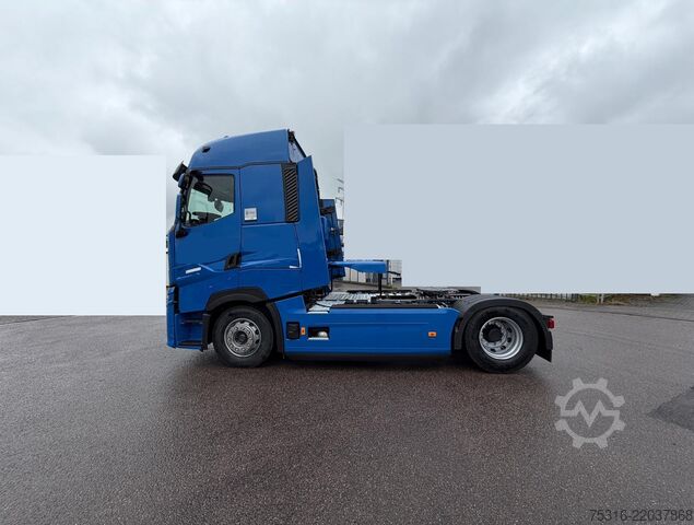 Tractor estándar RENAULT T HIGH 480