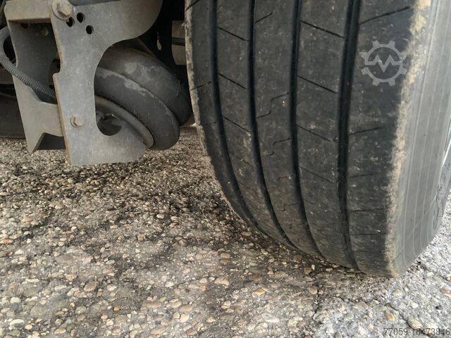 Naczepa z ruchomą podłogą SCHWARZMÜLLER STAHLBODEN / STEEL-FLOOR  (4X)