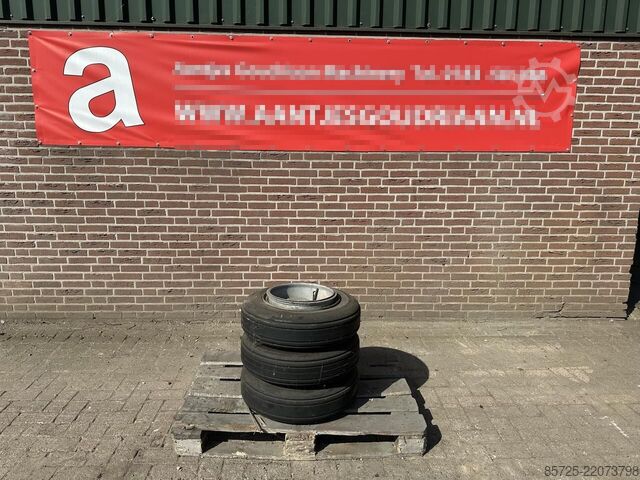 Rad mit Reifen  3 Banden 26x 6.6 - Gebruikt