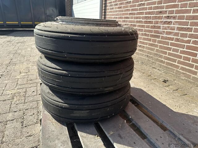 Rad mit Reifen  3 Banden 26x 6.6 - Gebruikt